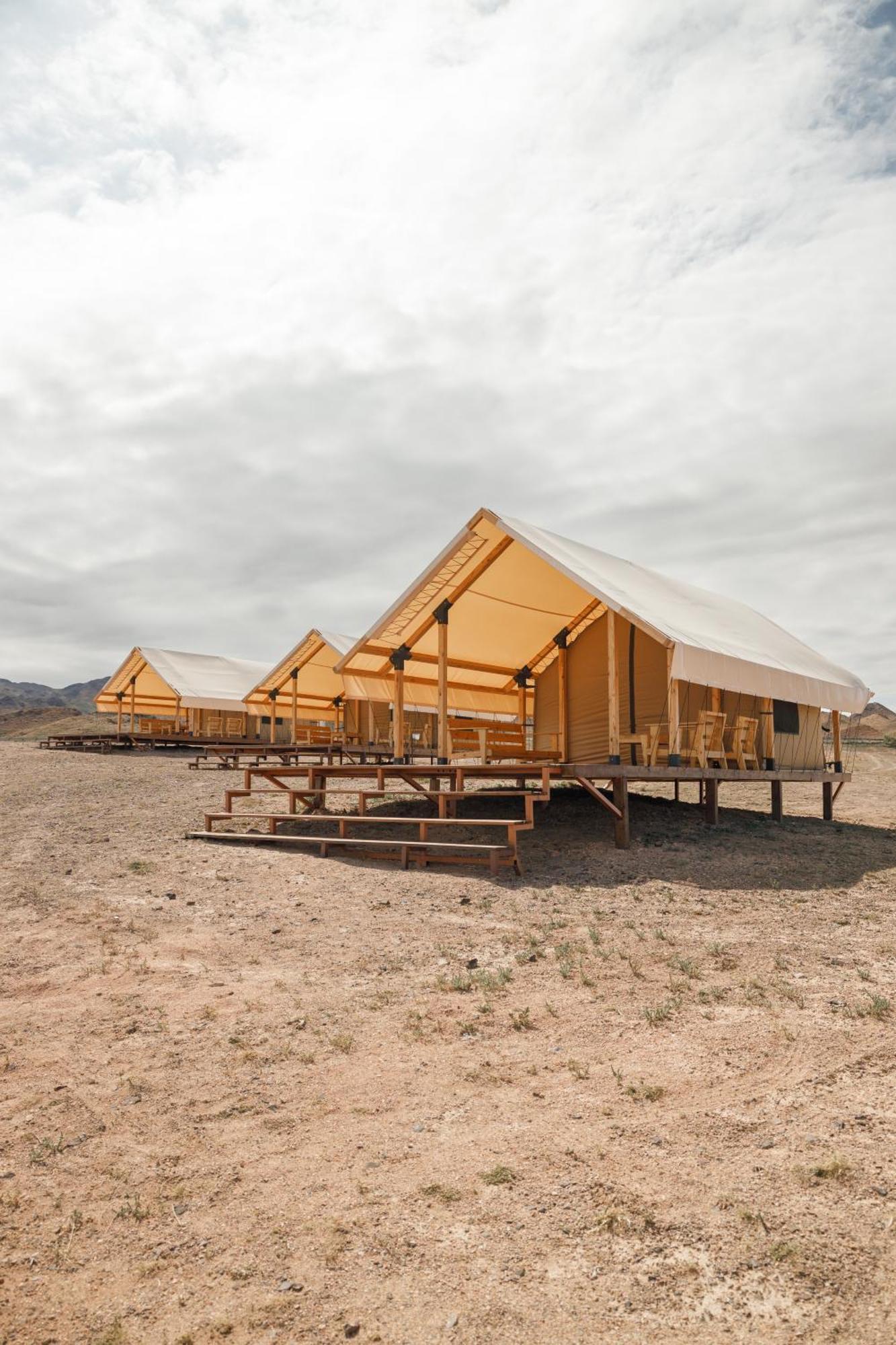 Charyn Canyon Glamping Tents Hotel Kokpek ภายนอก รูปภาพ